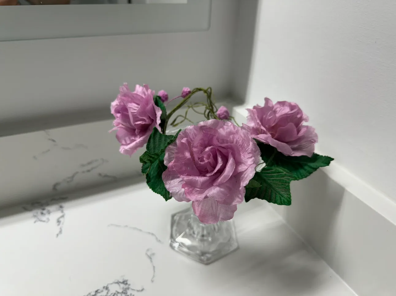 Glass  Candle Holder image indicator(8)