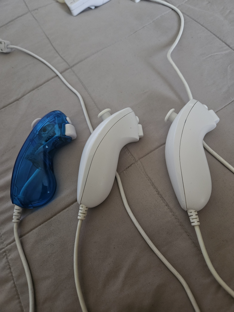 Wii Console bundle - photo 4