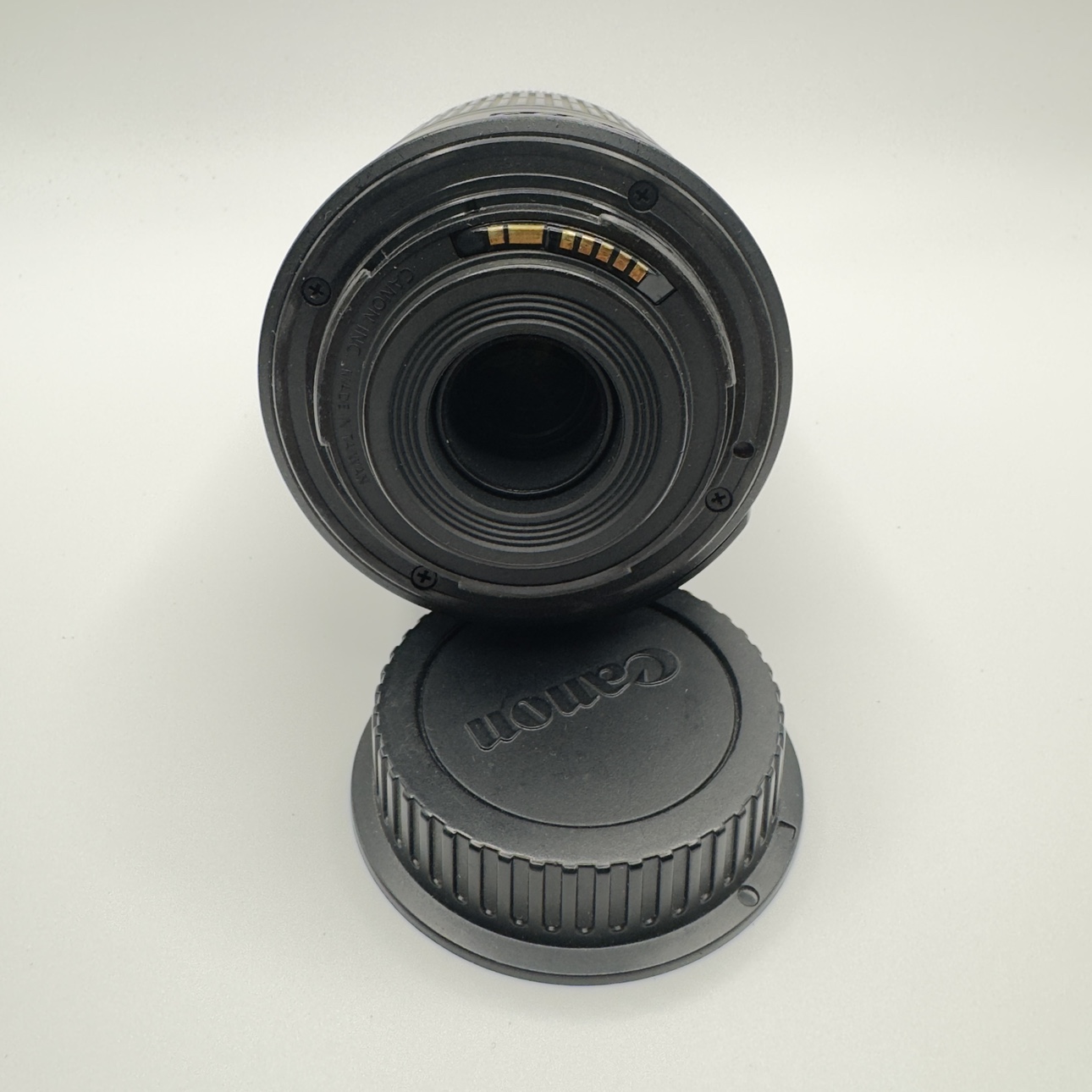 Canon EF-S 55-250mm Lens - photo 3