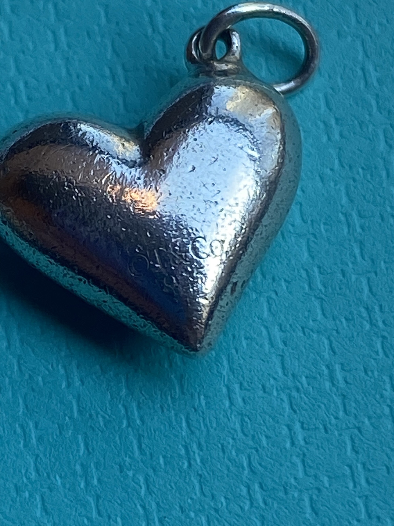 Tiffany & Co. Heart Charm with clasping ring - photo 2