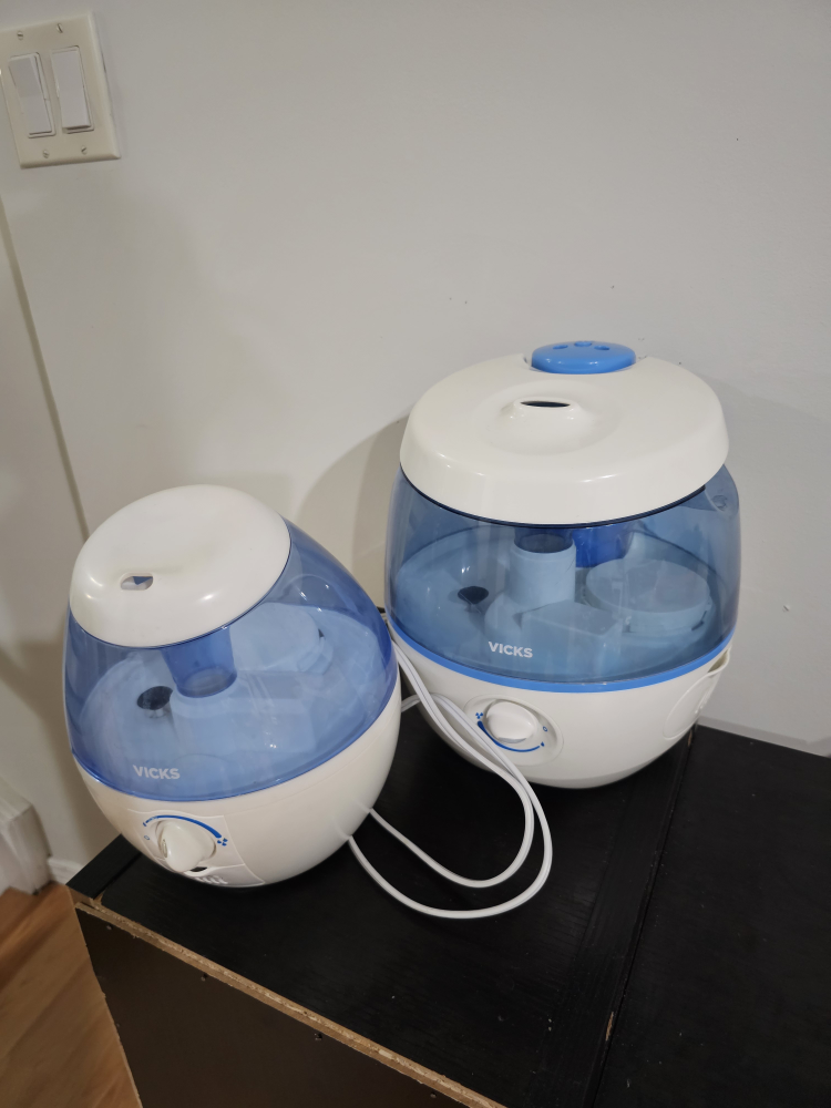 Vicks Humidifiers - Set of Two