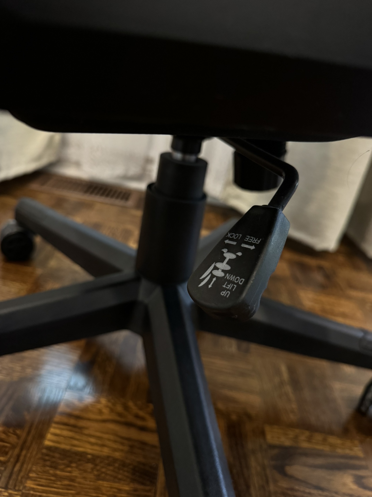 Gaming / Office Chair - Black PU Leather, 180° Recline - photo 4