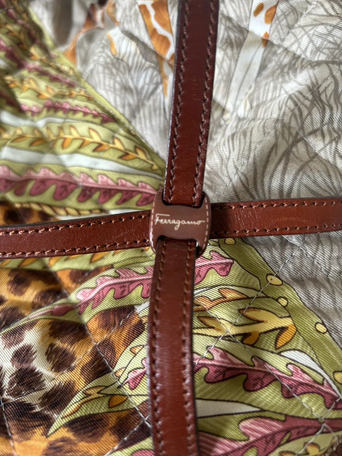 Salvatore Ferragamo Vintage Tote Bag Authentic image indicator(5)