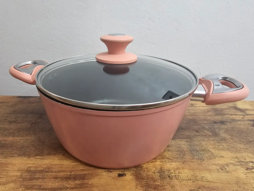 Oster Pink Pot with Glass Lid thumbnail