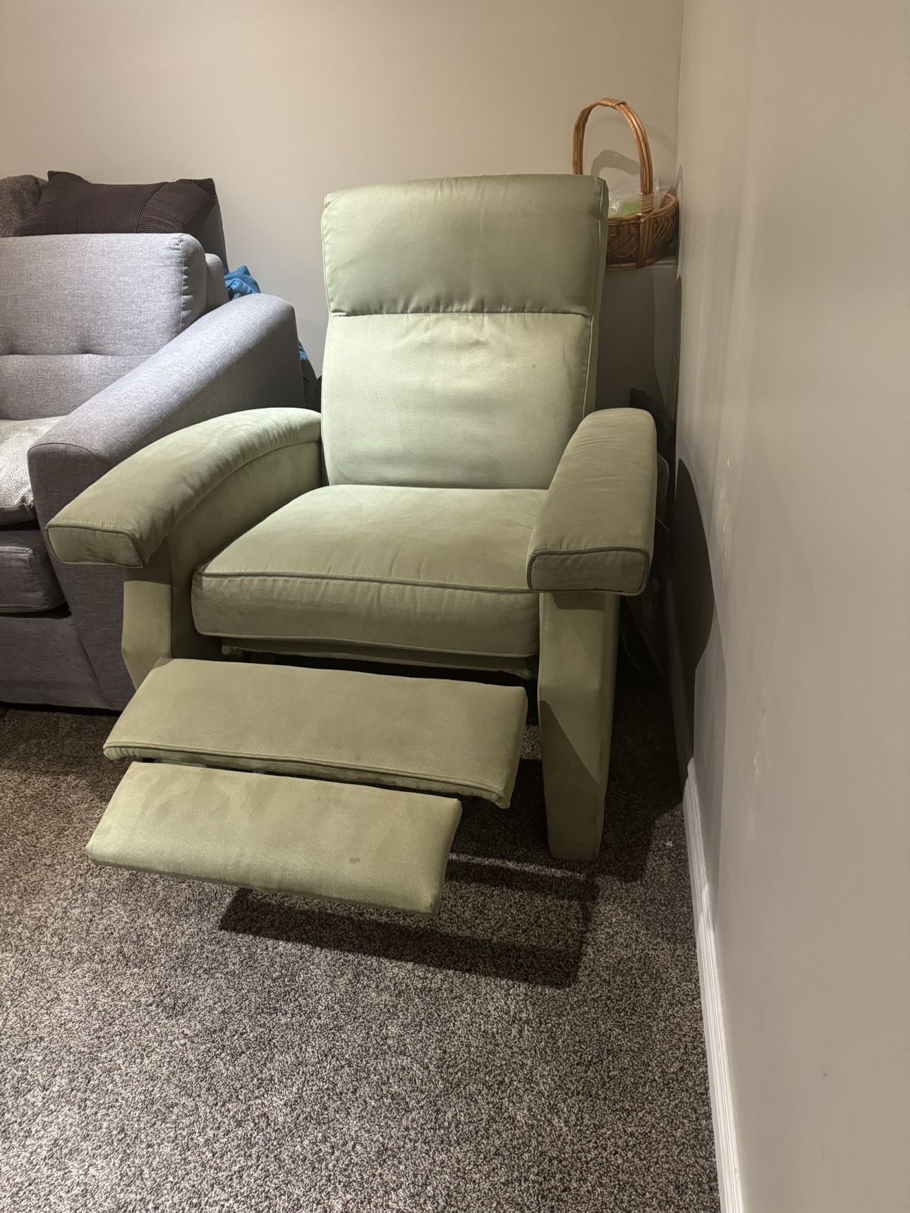 Reclining Armchair # freecycle - photo 2
