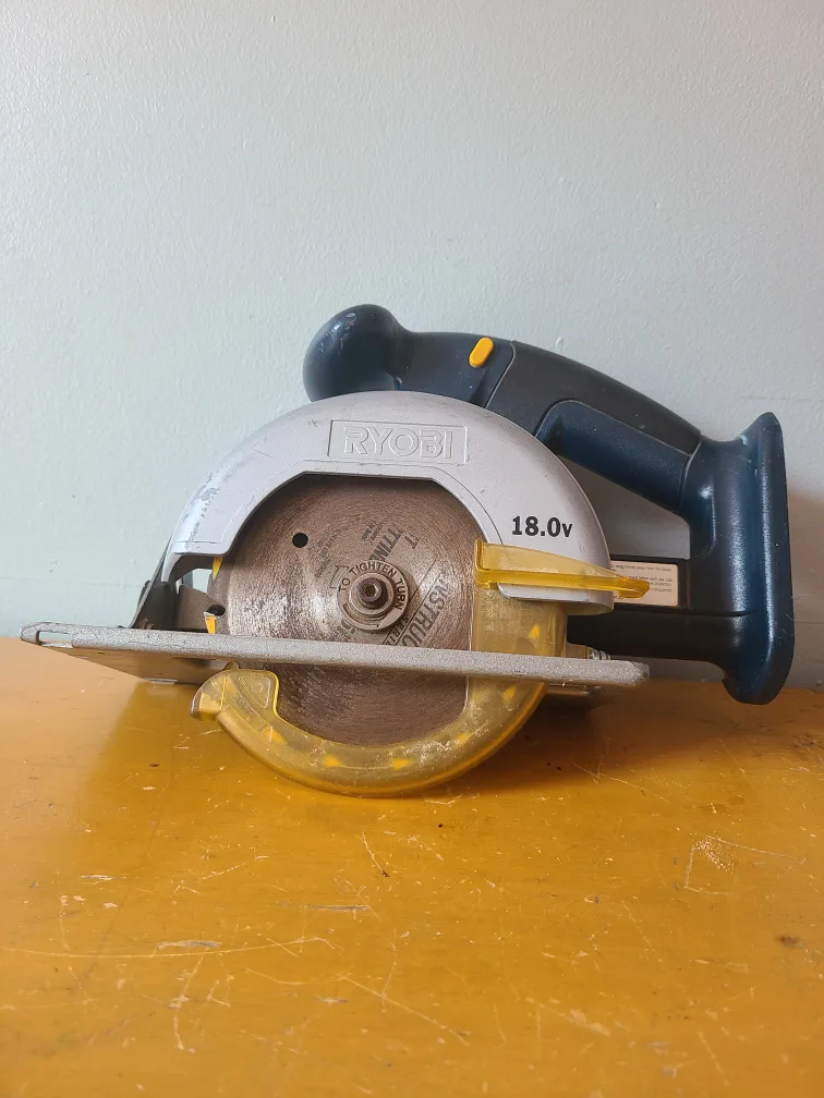 RYOBI 18V Cordless CIRCULAR SAW W/ Blade R10631 5-1/2" TOOL image indicator(2)