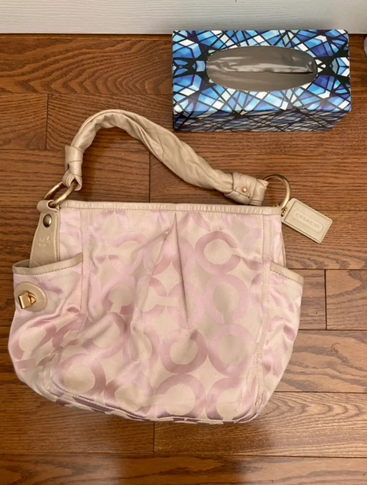 Coach Signature Pink shoulder Handbag image indicator(3)