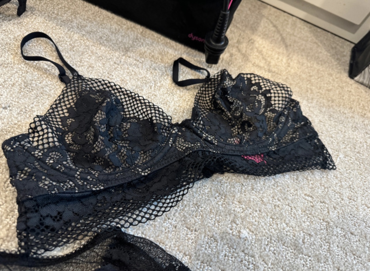 La Senza Black Lace Lingerie Set bundle - photo 2