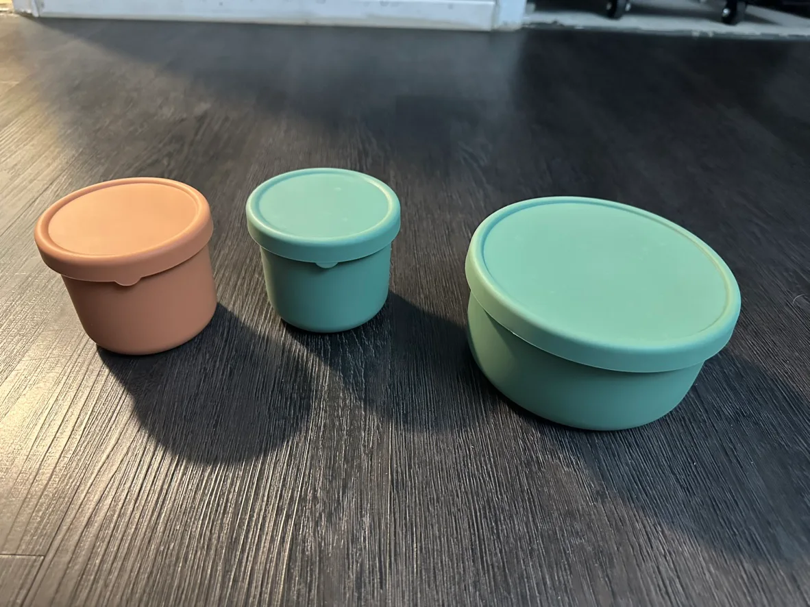 3 like-new high quality silicone food storage containers thumbnail