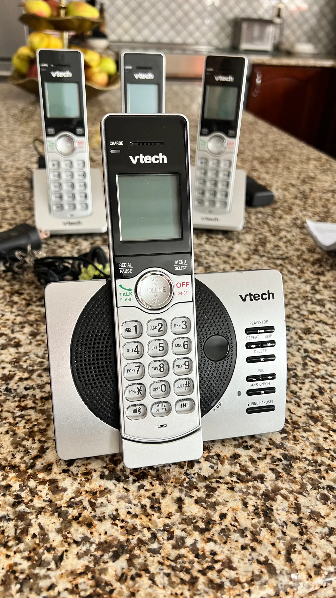 VTech 4 Handset Cordless Phone System image indicator(5)