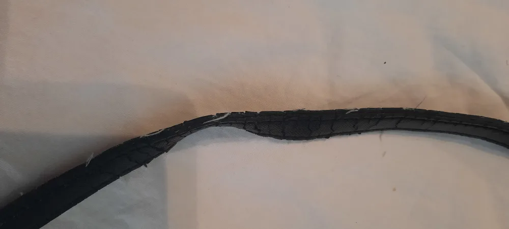 Black Guess Leather Handbag image indicator(6)