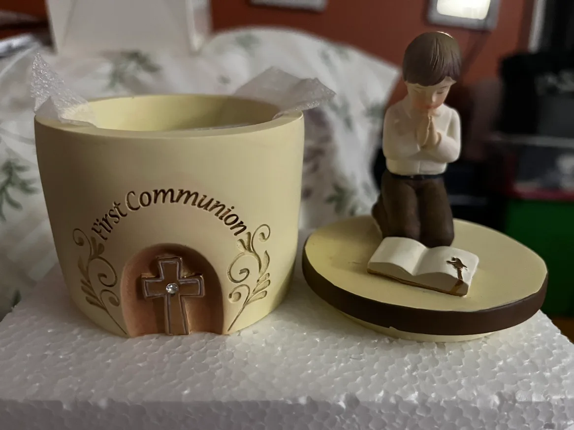 First Communion Boy Keepsake Box image indicator(4)