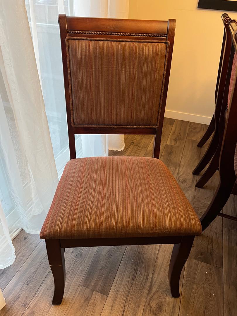 Dining table and chairs (6 set) - photo 3