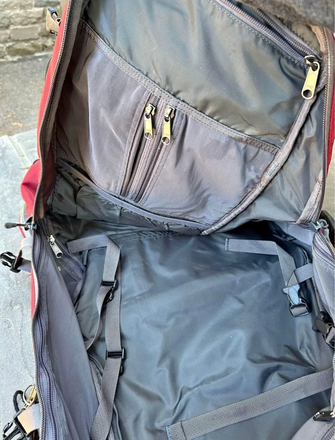 MEC Pangea 75L Travel Backpack image indicator(3)