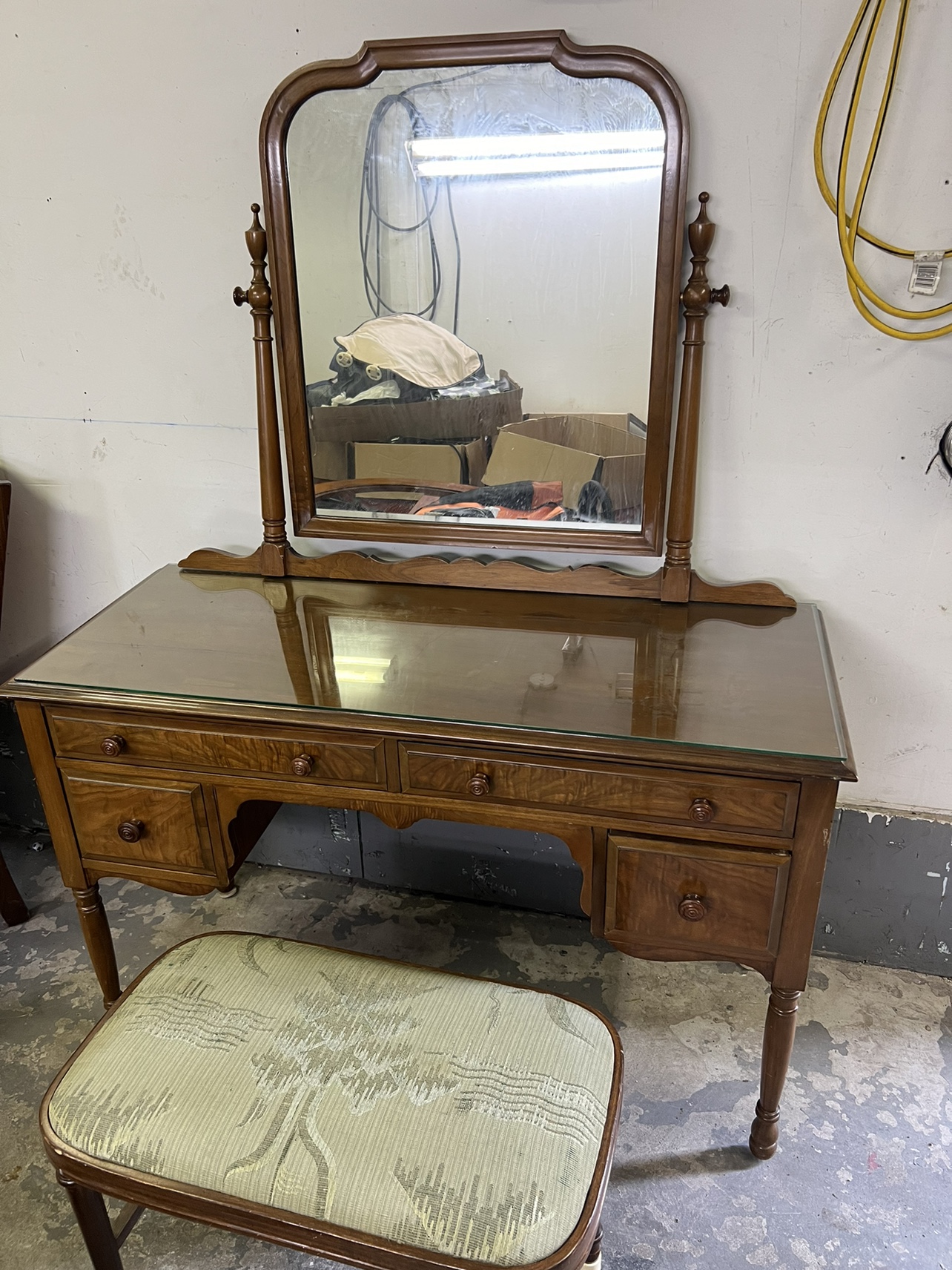 Vanity Set with Mirror and Stool