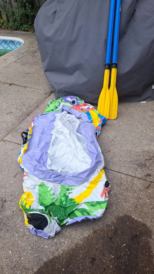 Inflatable Pool Raft