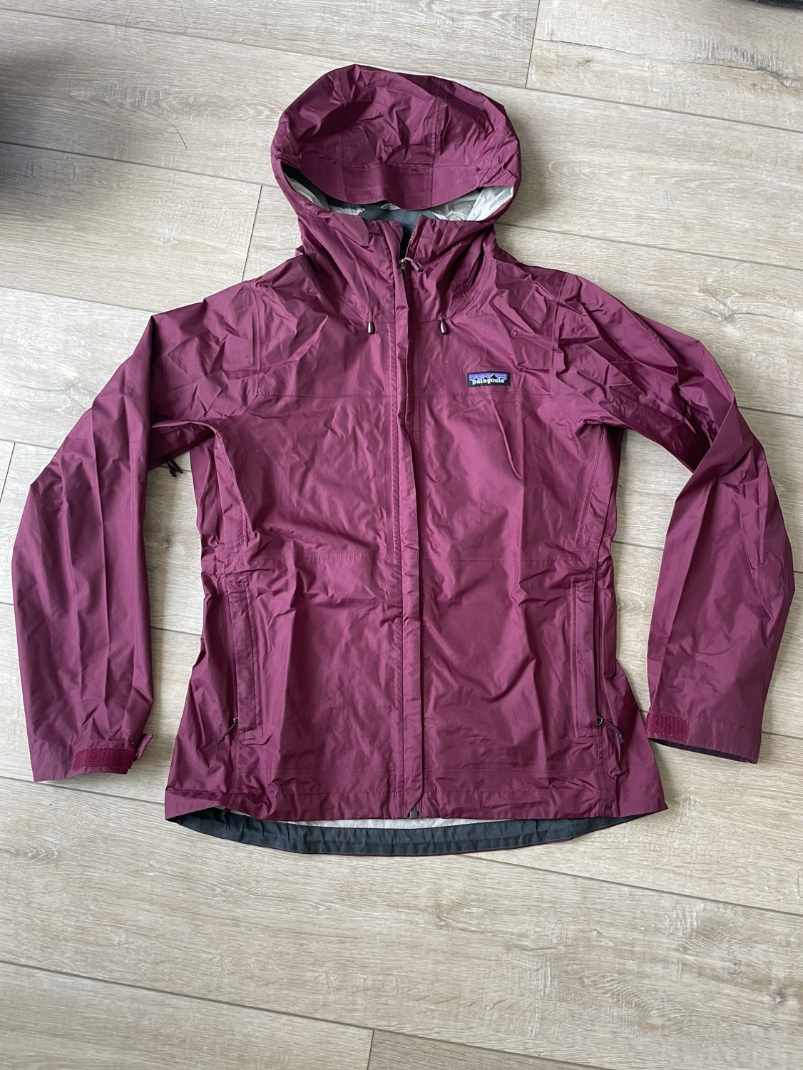 Patagonia waterproof shell small