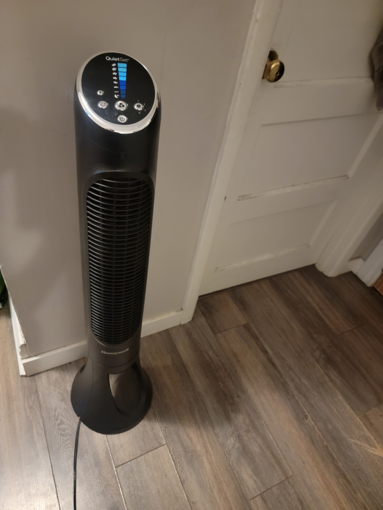 QuietSet Honeywell Tower Fan - photo 2