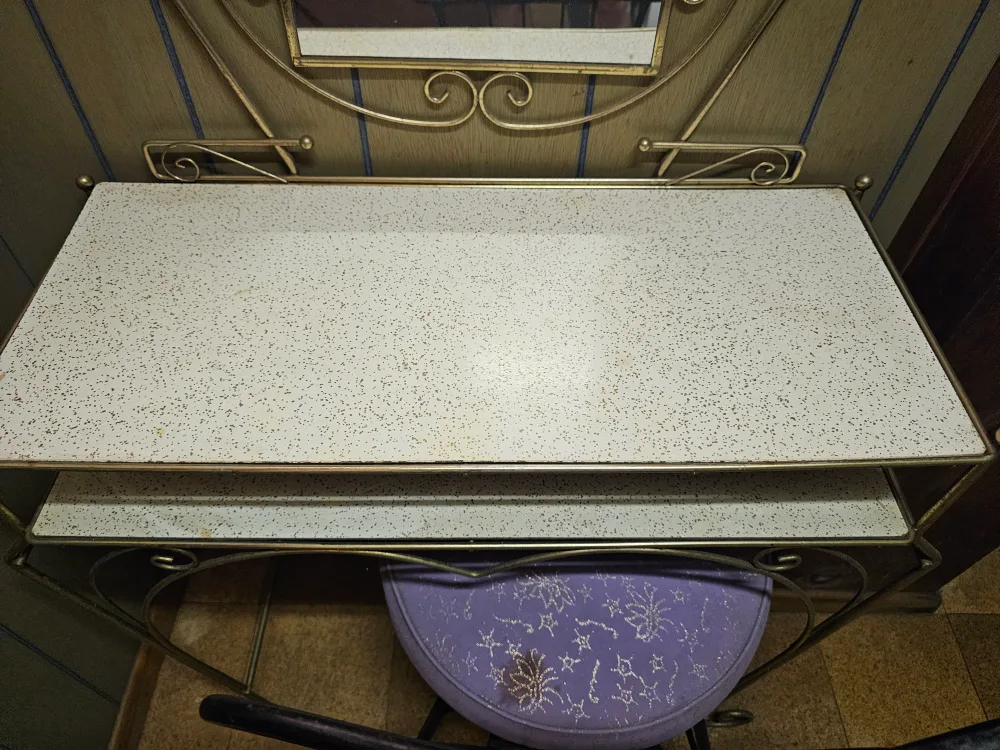 Vintage Vanity Set with Mirror & Chair image indicator(3)