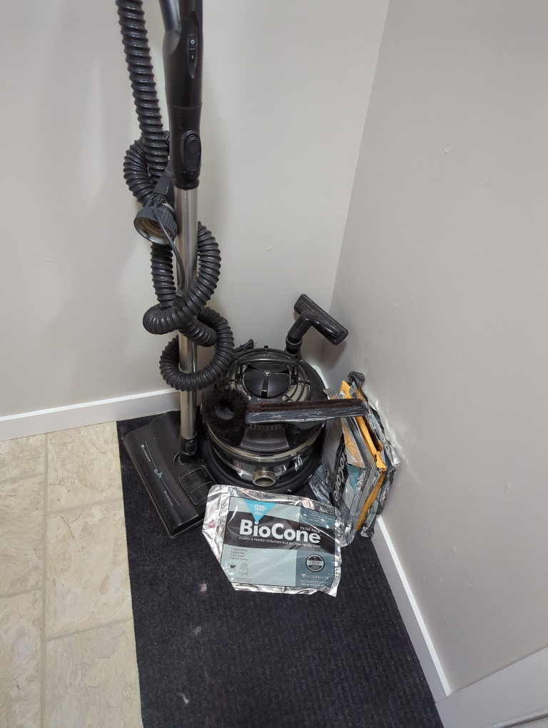 Upright Vacuum