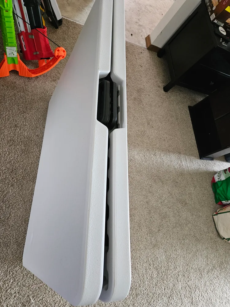 Folding Table thumbnail
