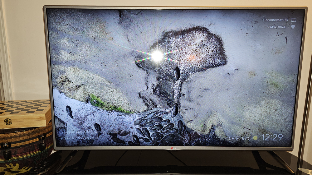 48 inches LG TV