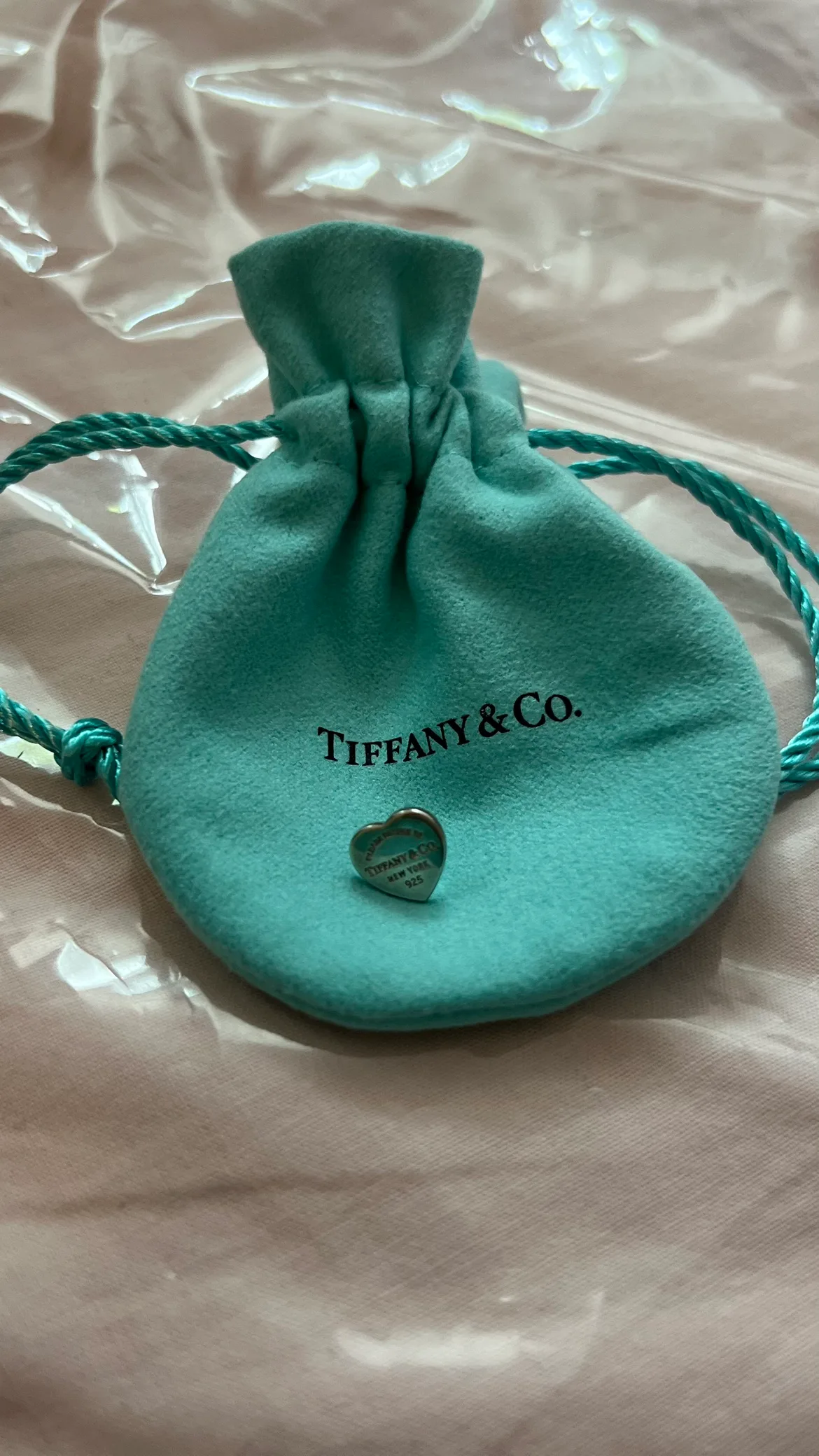 Tiffany & Co. Heart Charm Earring (1 pc) thumbnail