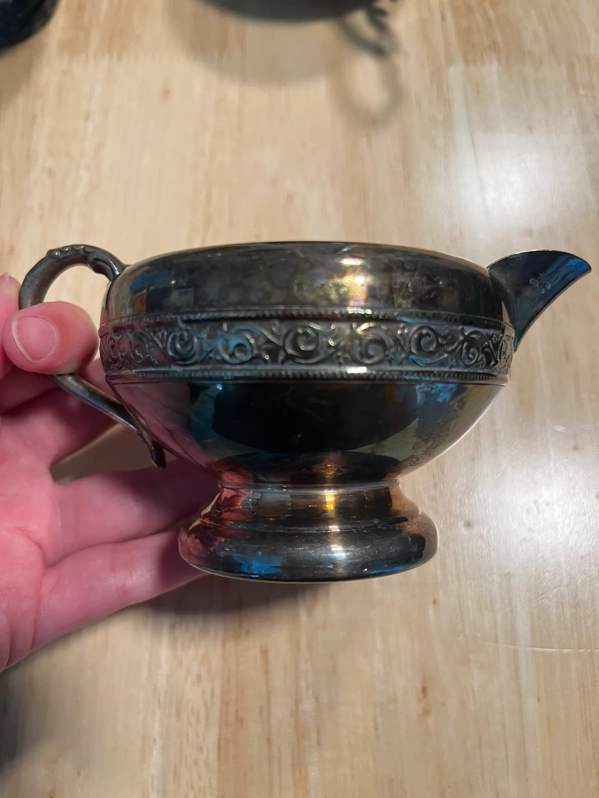 Viking Plate Silver Creamer image indicator(2)