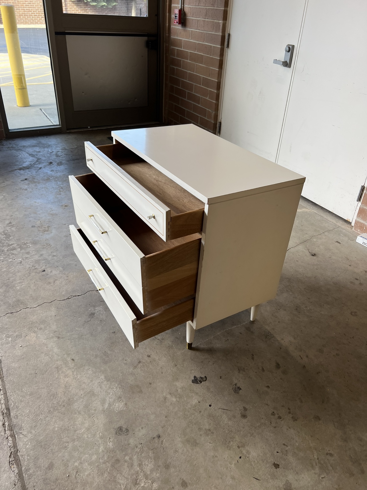 White Mid Century small Dresser - photo 3