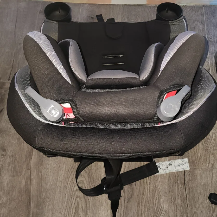 3 in 1 Car Seat (Safety First Grow and Go) image indicator(4)