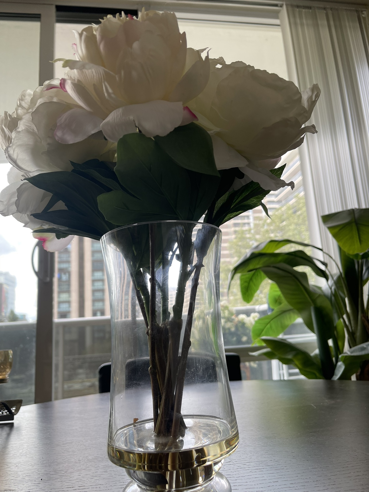 Artificial Peony Bouquet in glass vase - photo 4