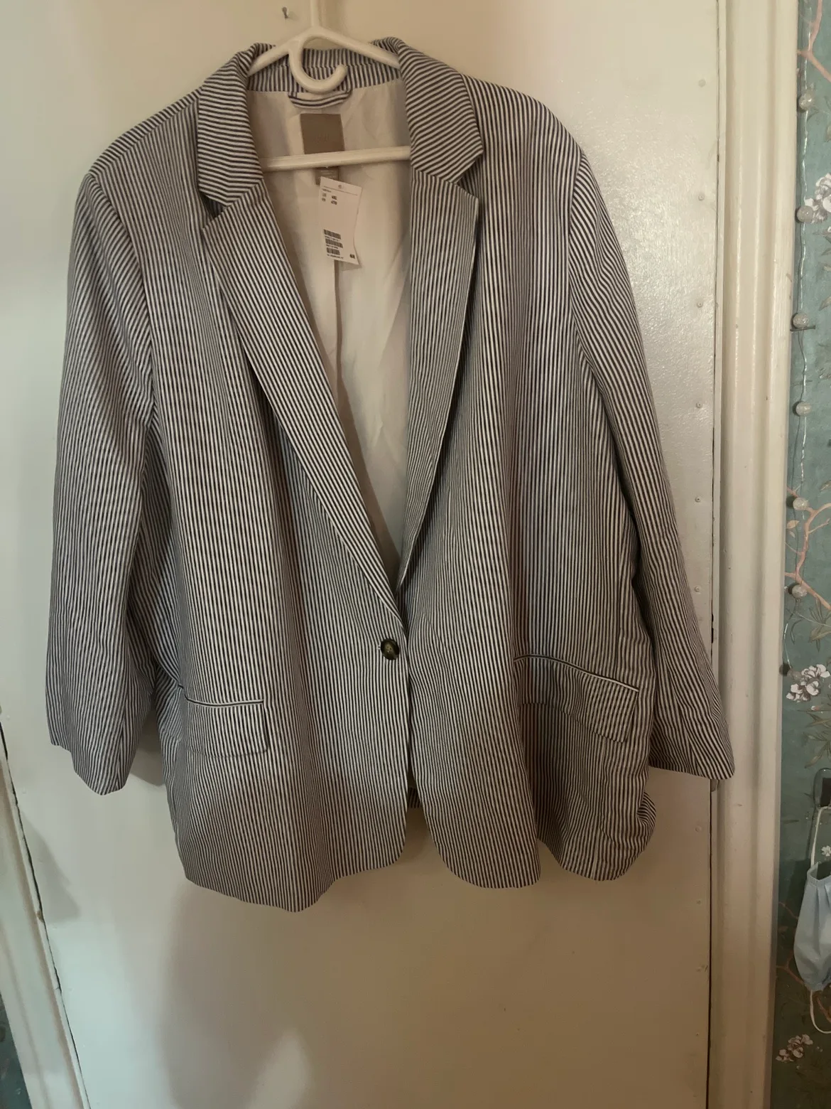 H&M Striped Blazer thumbnail