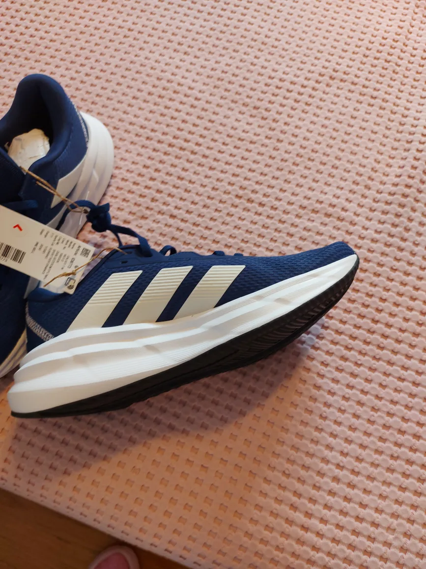 Adidas Running Shoes image indicator(5)