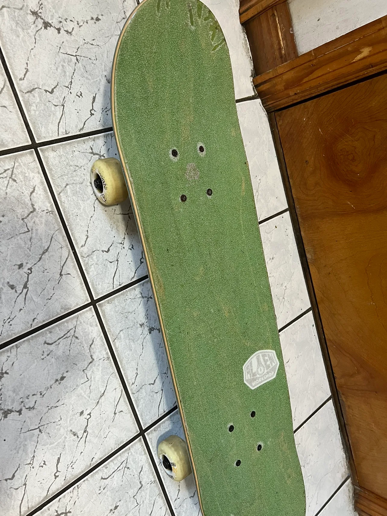 Skateboard thumbnail