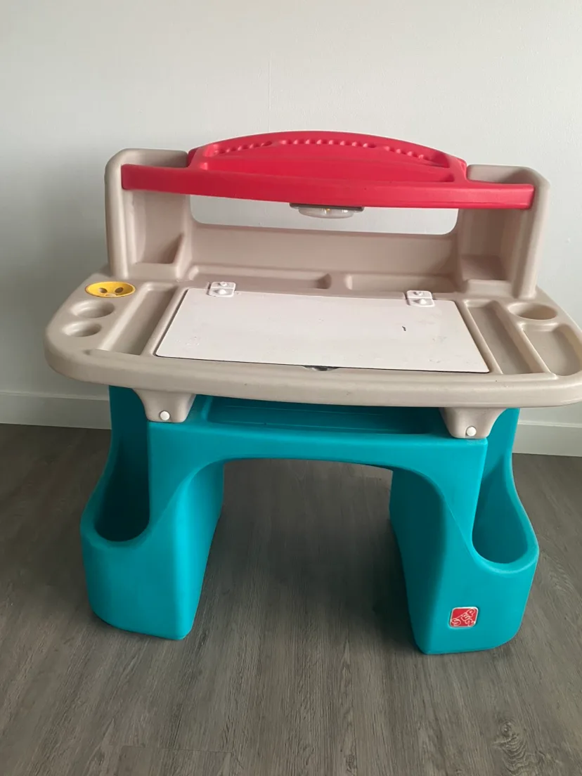 Step 2 Kids Play Desk and Chair Set image indicator(3)