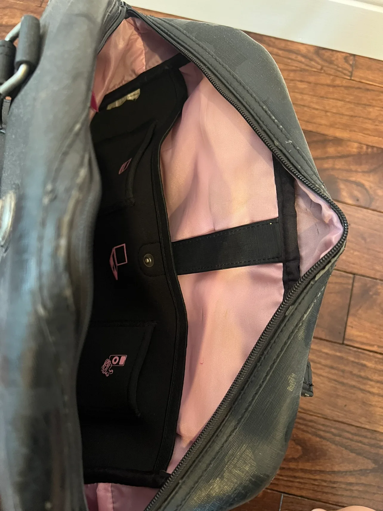 Lululemon Black Gym Bag image indicator(2)