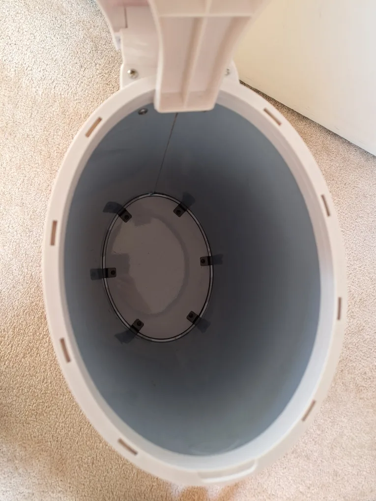 ubbi diaper pail image indicator(4)