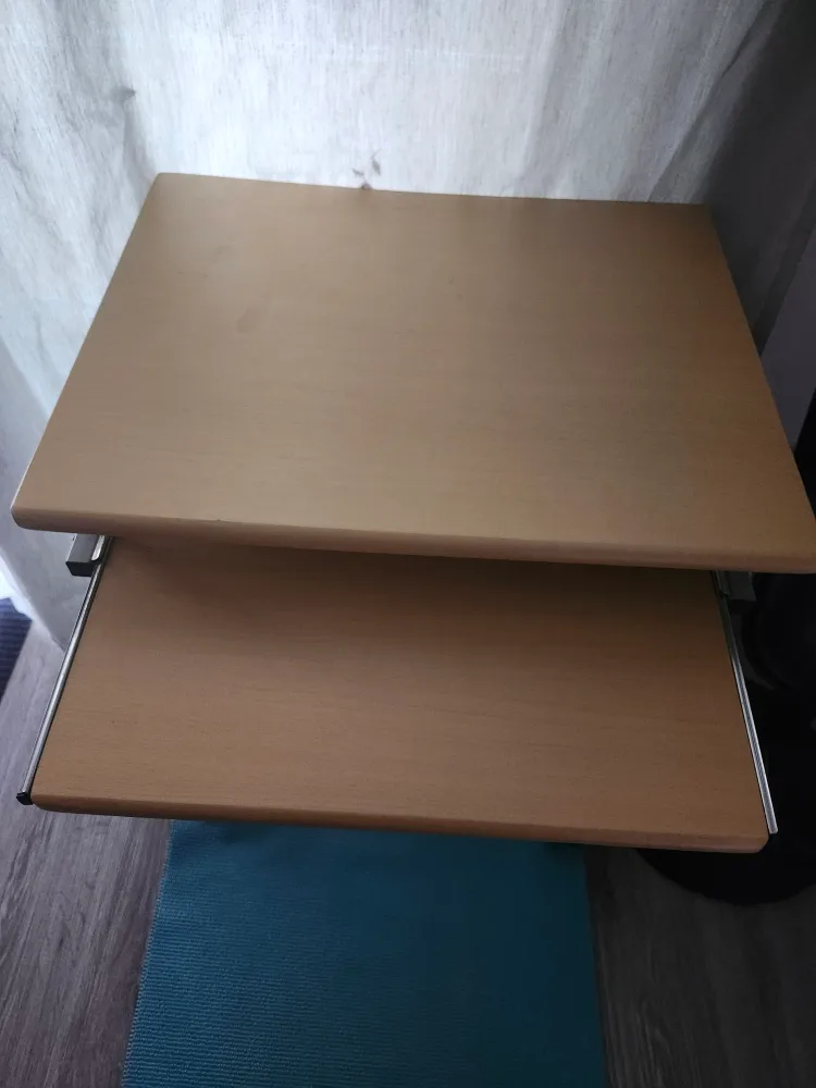 Small Desk thumbnail