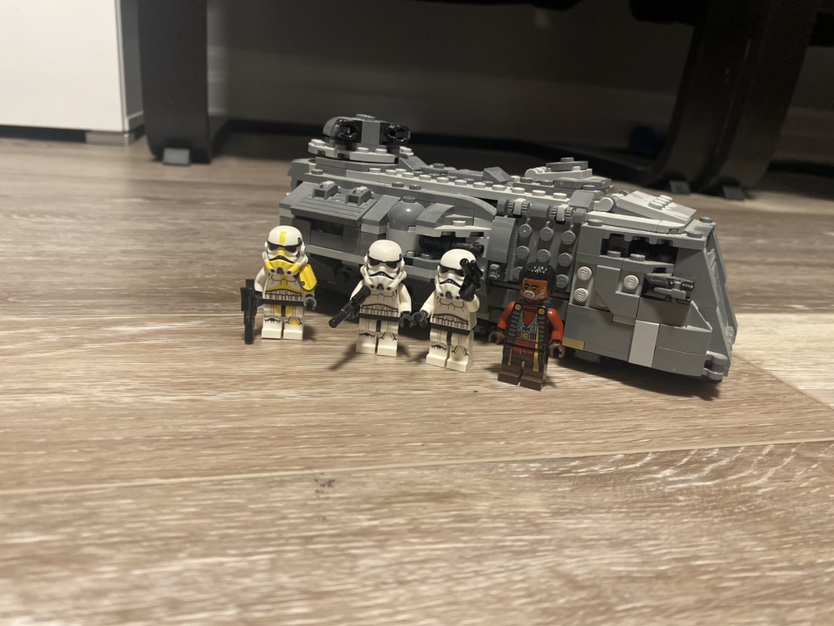 LEGO Star Wars 75153 - Imperial Assault Shuttle - photo 3