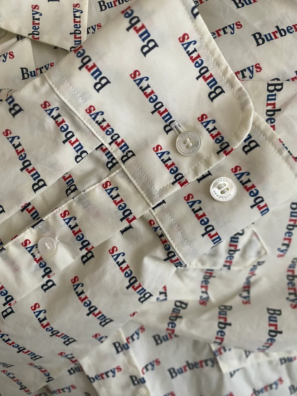 Burberry Men white shirt with logo prints size M image indicator(5)