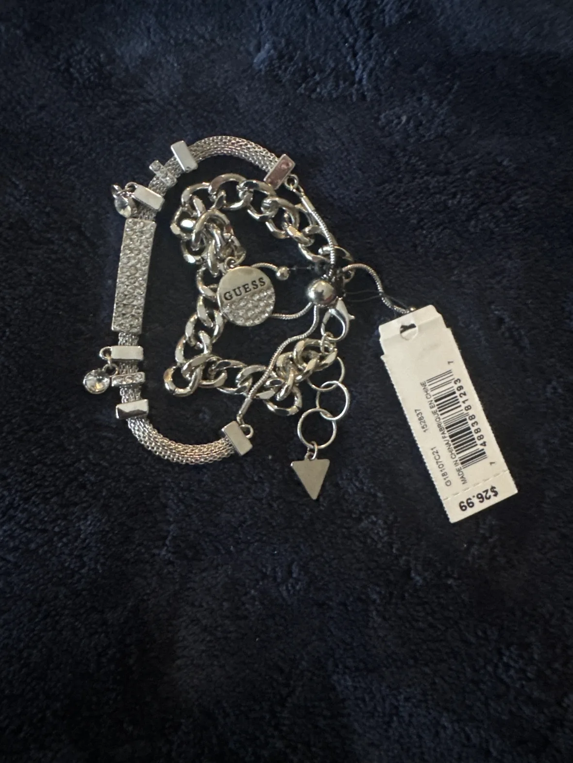 🥕 Beautiful Guess Silver rhinestone Bracelet thumbnail