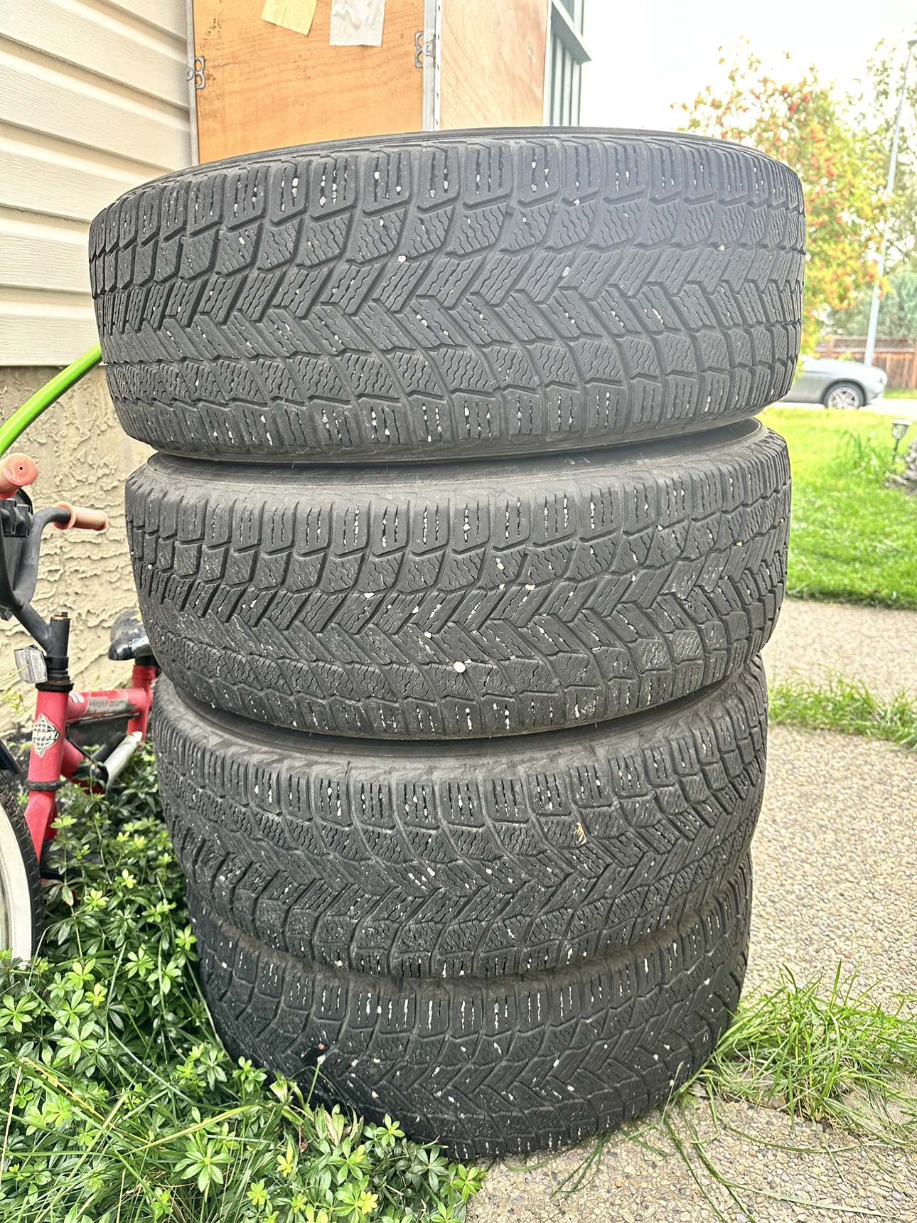 Michelin X-ICE SNOW SUV Set of 4 Winter Tires with Rims - photo 2