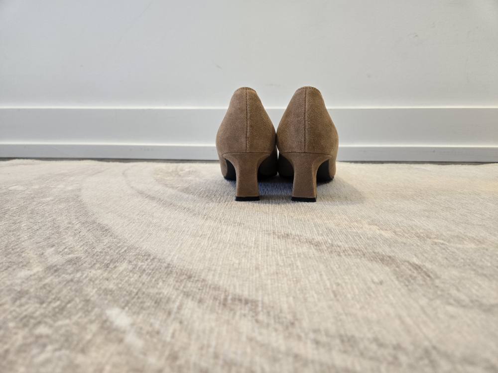 Suede Block Heel Pumps size 6 - photo 3
