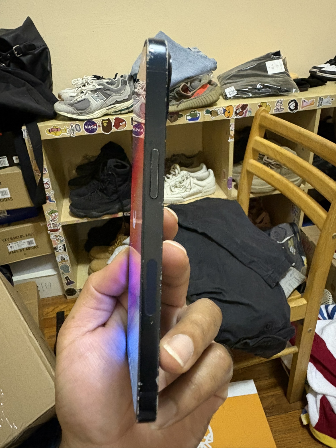 iPhone 13 - photo 2