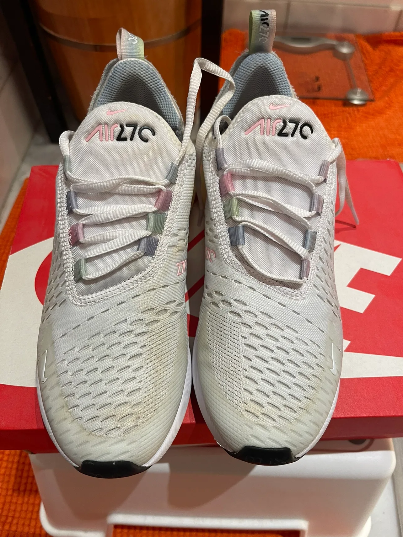 Kid Nike Air Max 270 7y image indicator(2)