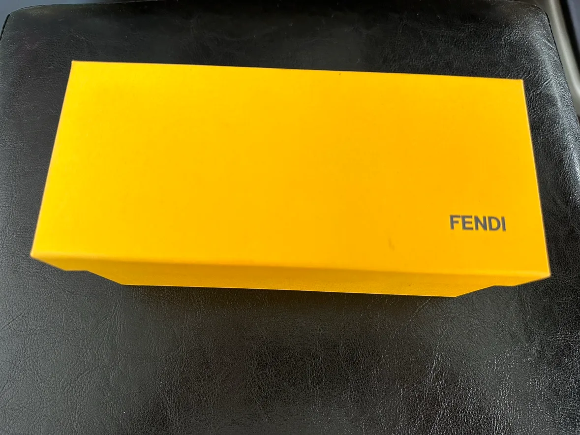 Fendi Sunglasses, brand new $200 image indicator(6)