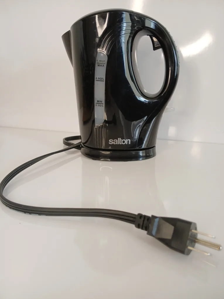 Salton Electric Kettle