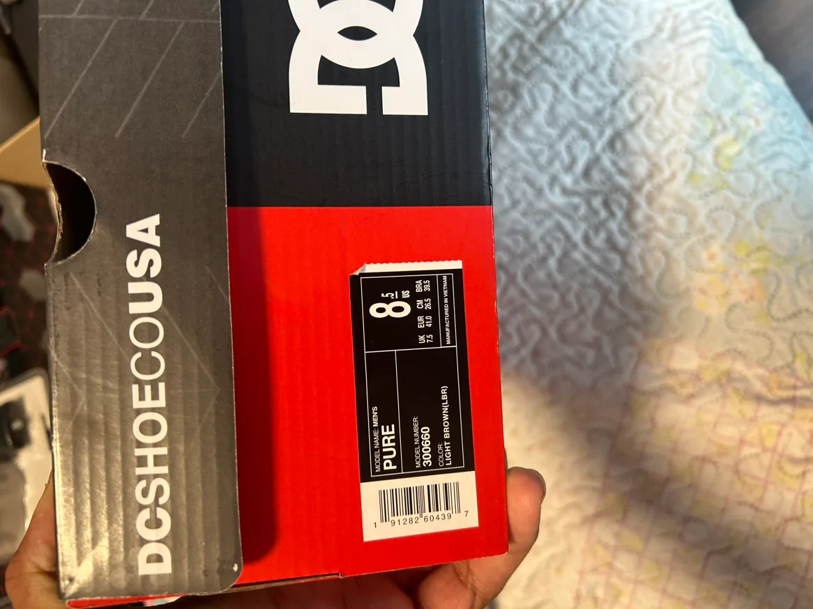 DC Shoes Size 8.5 image indicator(4)