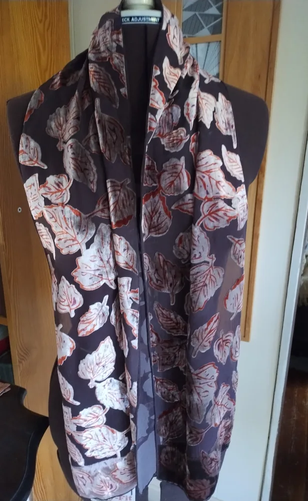 Leaf Patterned Scarf thumbnail