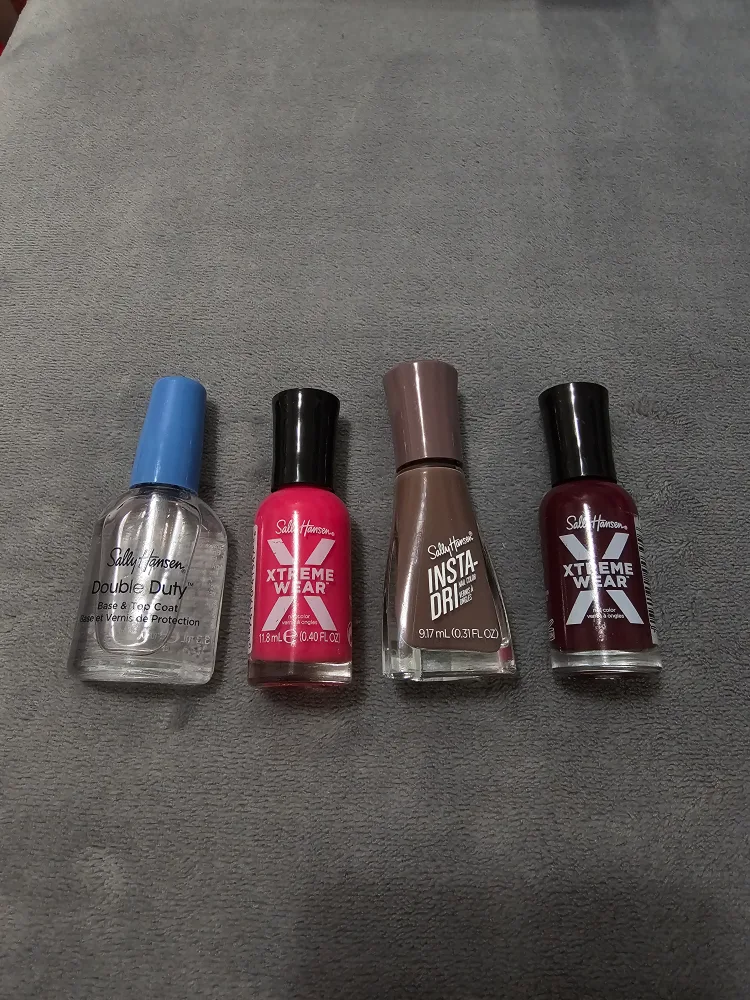 Sally Hansen Nail Polish - 4 Bottles #freecycle thumbnail